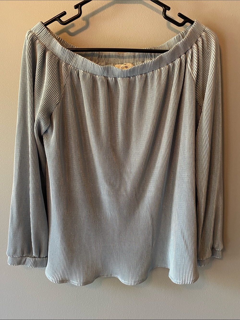 Off-Shoulder Long Sleeve Ribbed Top - Pale Teal